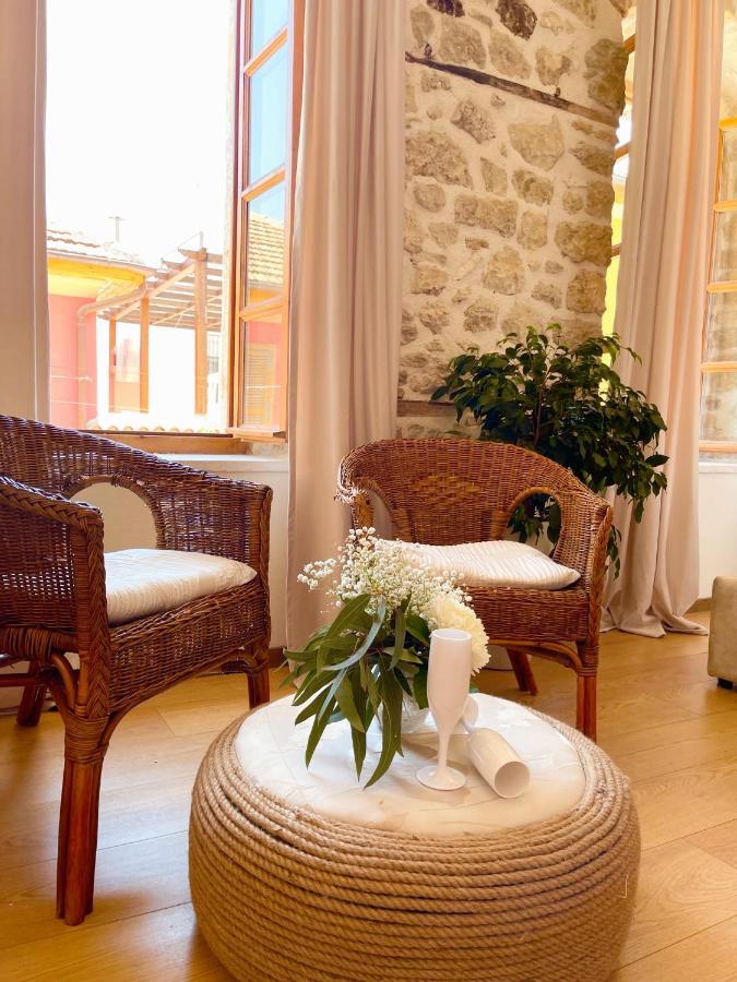 Bohemian Boutique Suites Vlorë 외부 사진