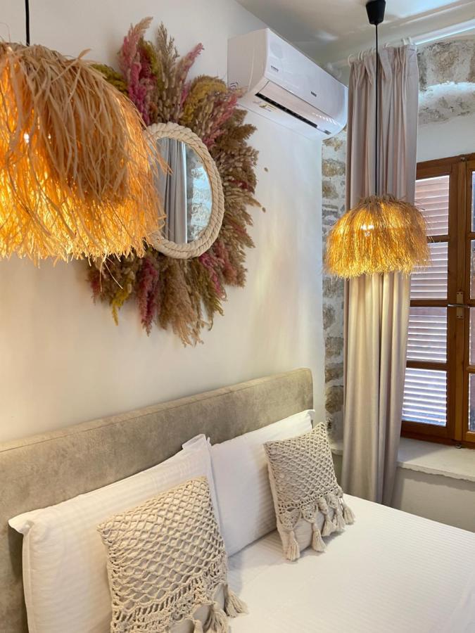 Bohemian Boutique Suites Vlorë 외부 사진